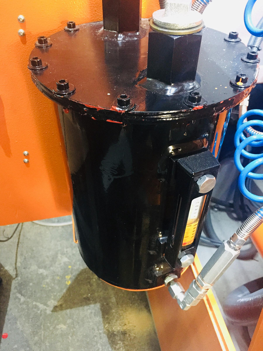 KESMAK KDT 80 дисковый отрезной станок