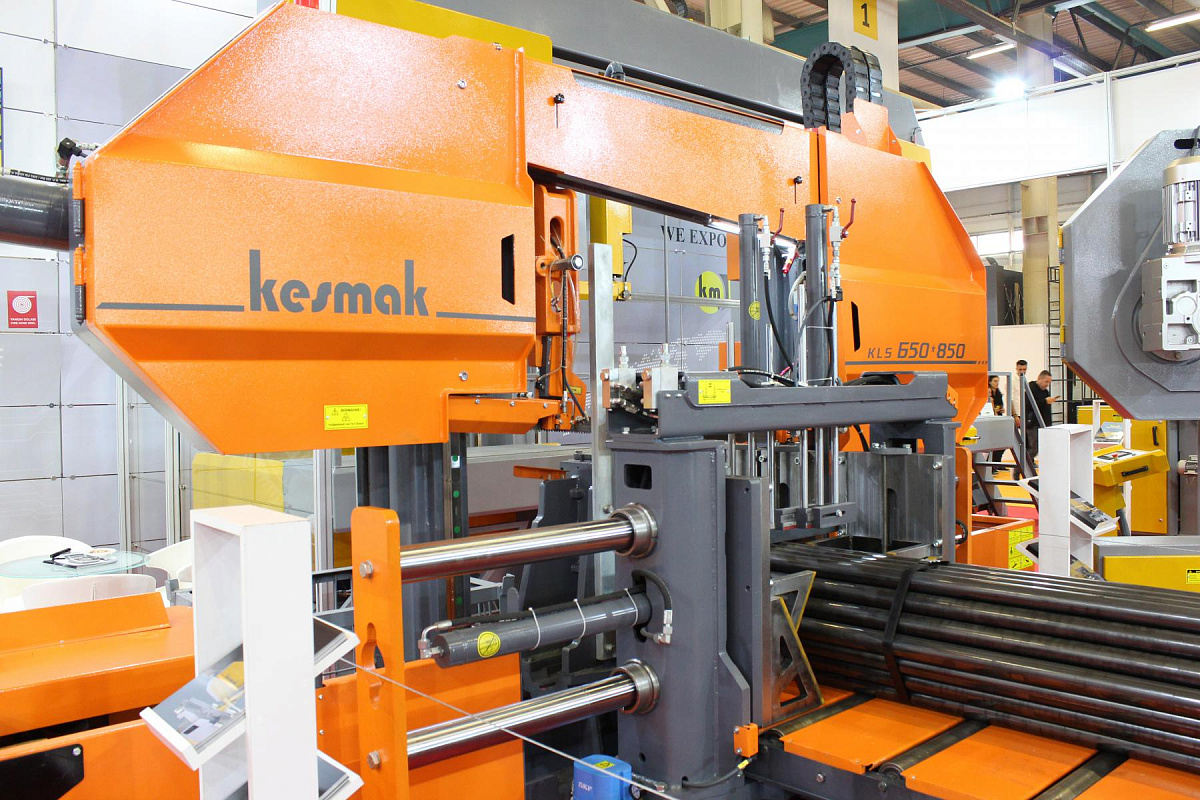 KESMAK KLS 650×850 автоматический колонный ленточнопильный станок