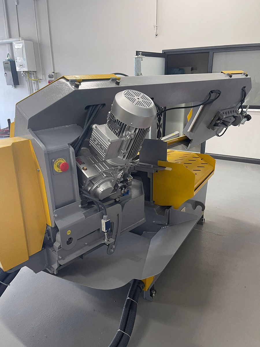 KESMAK KME DG 400 автоматический ленточнопильный станок с угловой резкой
